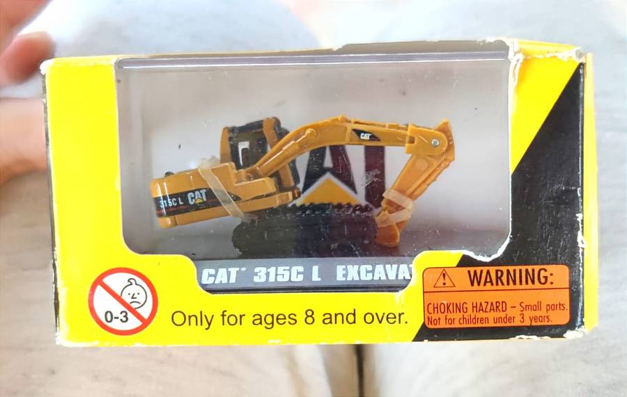 Miniature Excavator Caterpillar Mini Excavator Model