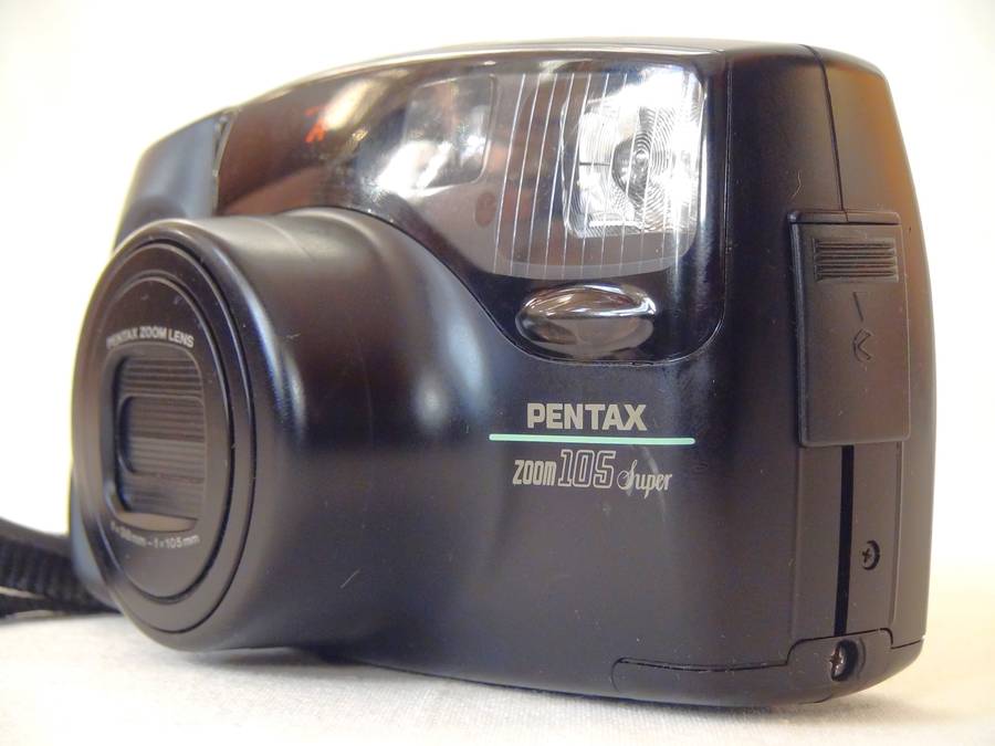 Pentax Zoom 105 Super compact point and shoot film camera