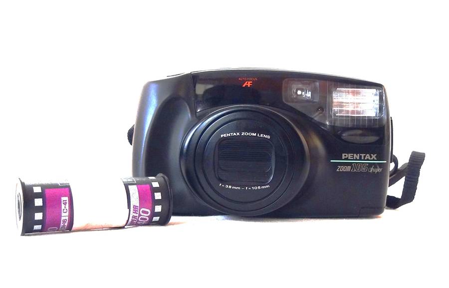 Pentax Zoom 105 Super compact point and shoot film camera
