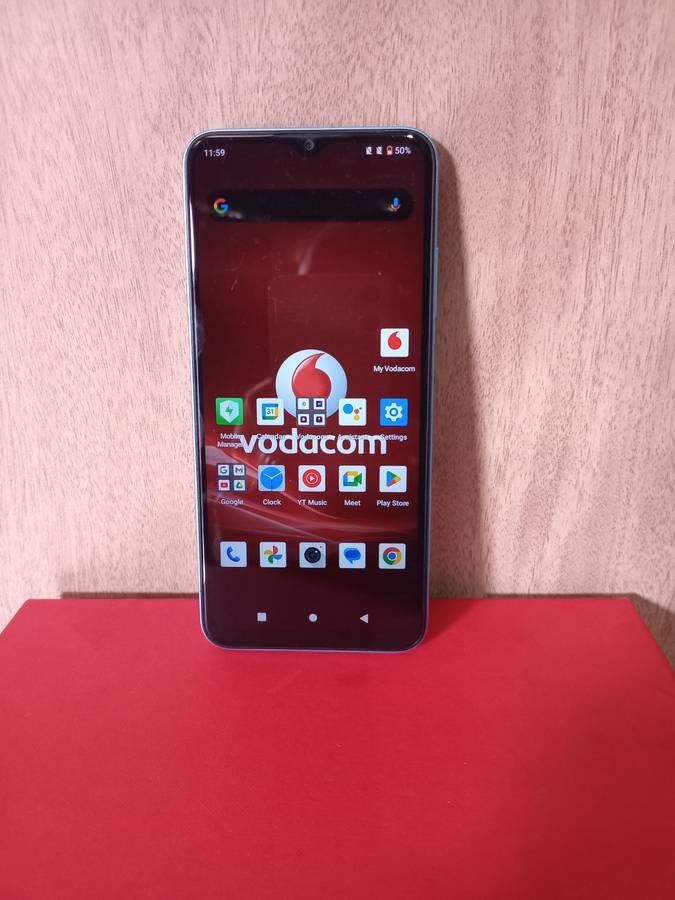 LIKE NEW ONE SMARTPHONE HISENSE E70|| 64G/4G , QUAD CAMERA, FINGERPRINT, BIG BATTERY