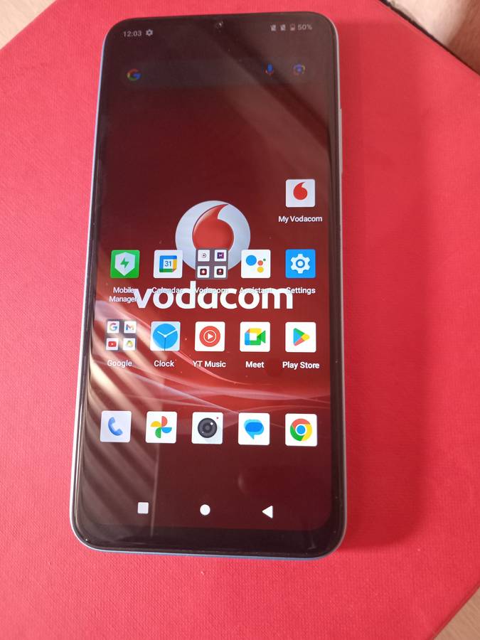 LIKE NEW ONE SMARTPHONE HISENSE E70|| 64G/4G , QUAD CAMERA, FINGERPRINT, BIG BATTERY