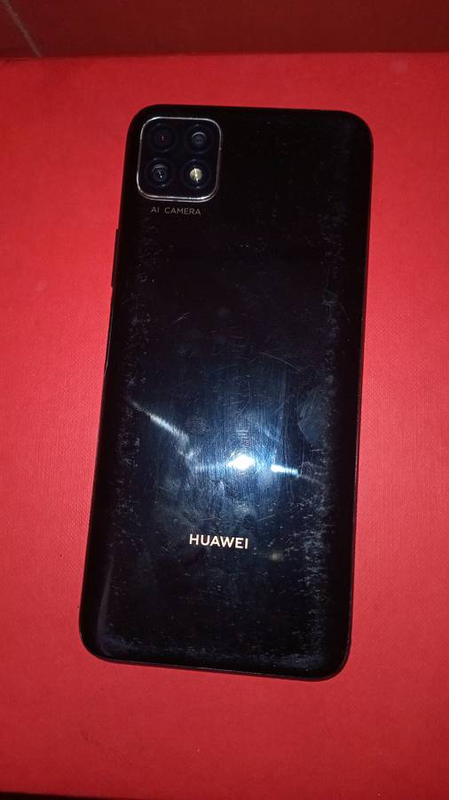 SMARTPHONE HUAWEI NOVA Y60|| 64G/4G TRIPLE CAM,FINGERPRINT AND BIG HD SCREEN,BARGAIN