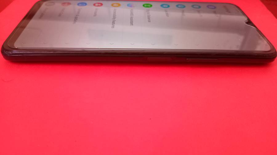 SMARTPHONE HUAWEI NOVA Y60|| 64G/4G TRIPLE CAM,FINGERPRINT AND BIG HD SCREEN,BARGAIN