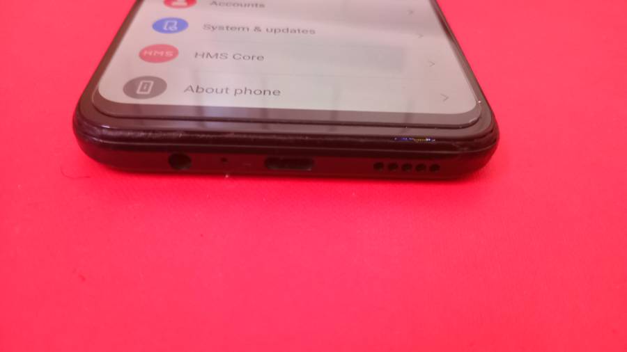 SMARTPHONE HUAWEI NOVA Y60|| 64G/4G TRIPLE CAM,FINGERPRINT AND BIG HD SCREEN,BARGAIN