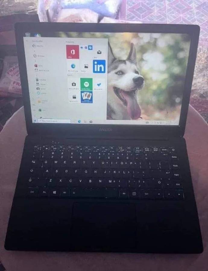 LAPTOP MECER MY LIFE Z140C-EDU DUAL CORE CELERON 4GB 300GB SSD 14 NOTEBOOK  MATT BLACK