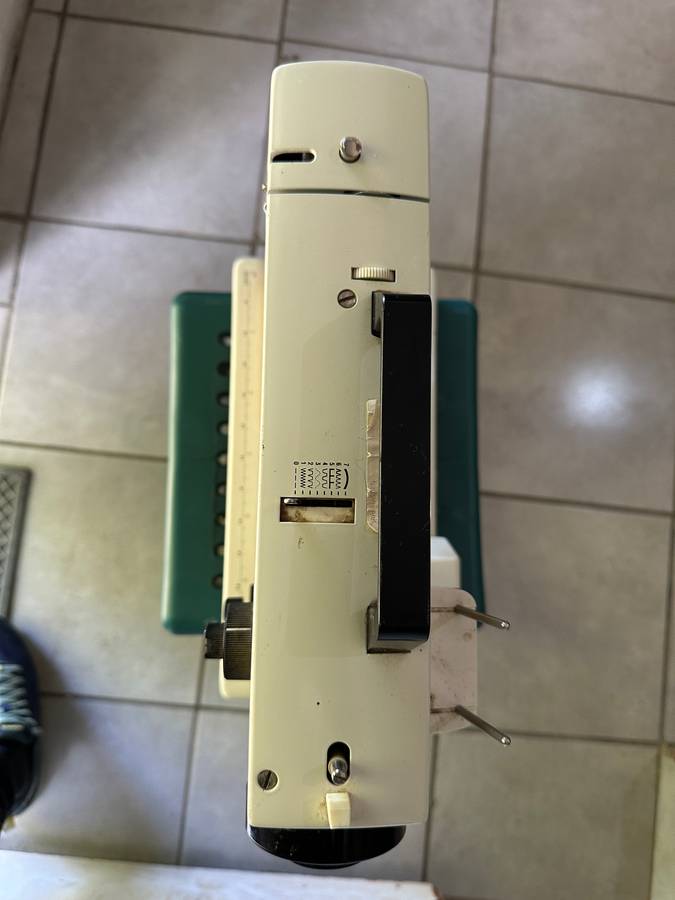Bernina 802 Sewing Machine-Excellent condition