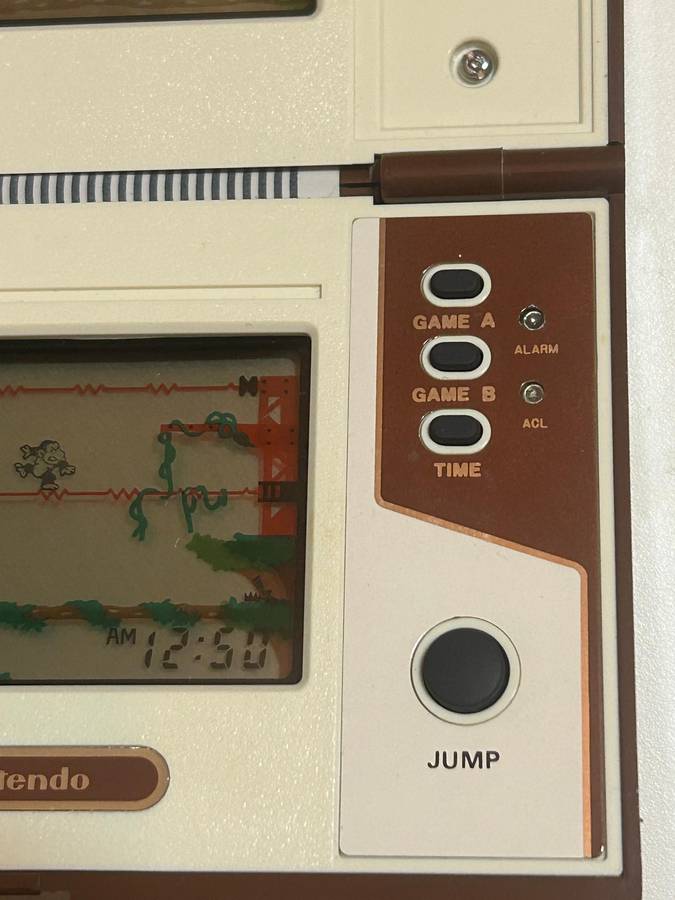 Nintendo game and watch Donkey Kong 2
