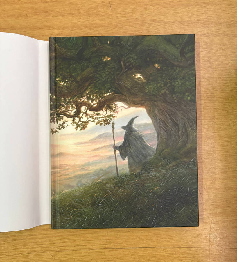 A Middle-Earth Traveller: Sketches From Bag End to Mordor Art Book- John Howe