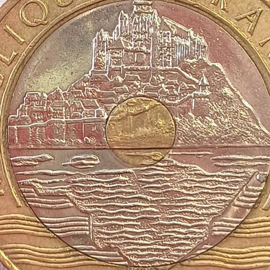 France - AU World's 1st Ringed Trimetal Coin