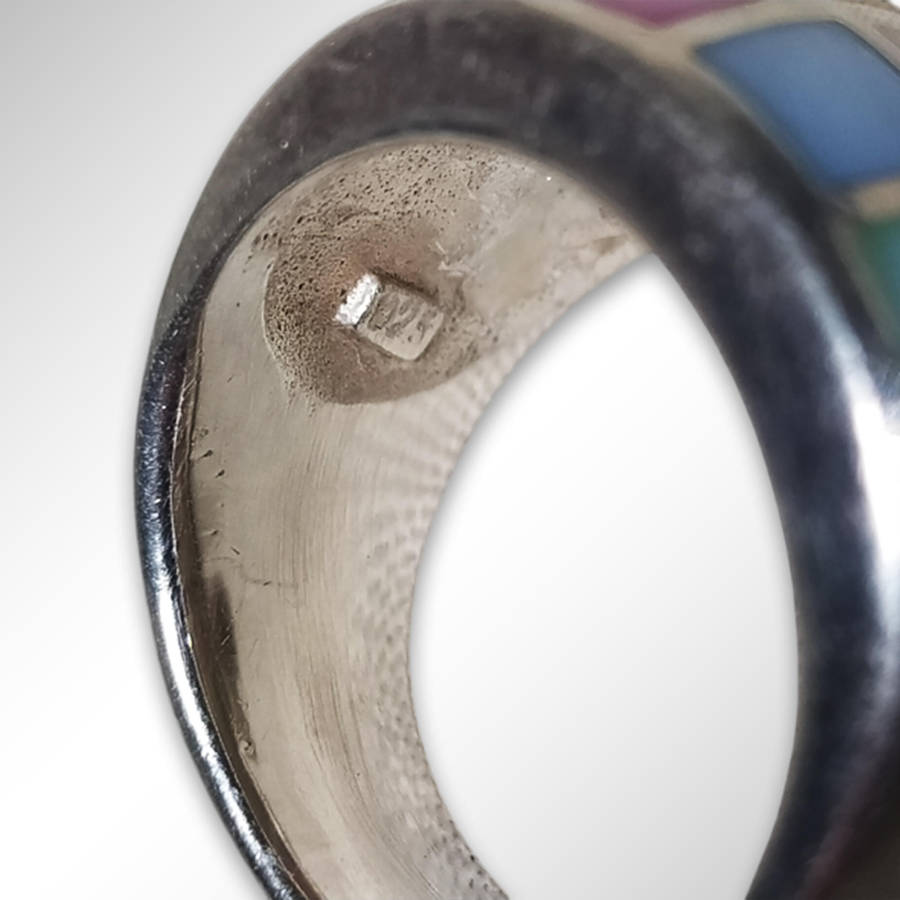 925 Sterling Silver Ring With Mother Of Pearl