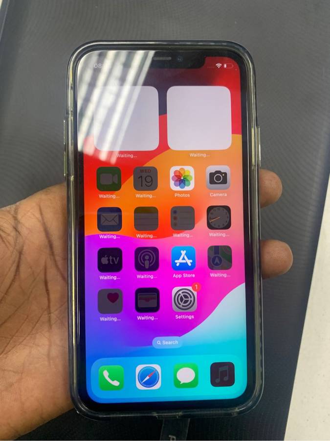 iPhone 11 64GB