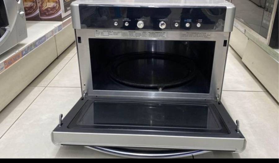 LG SOLARDOM MICROWAVE/OVEN