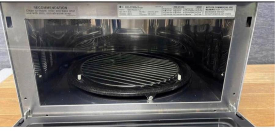 LG SOLARDOM MICROWAVE/OVEN