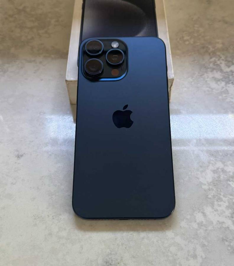 iPhone 15 pro max 256gb dual sim