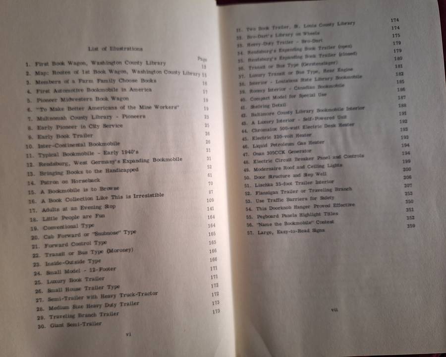 BOOKMOBILE - Brown Mobile Library History Preface by Gretchen Knief Schenk