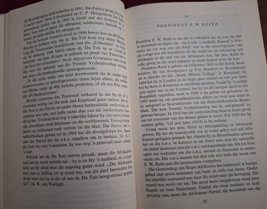 PJ NIENABER-Ons Taal-Helde-first edition-1964- Afrikaans Text. Short Stories of Afrikaans writers.