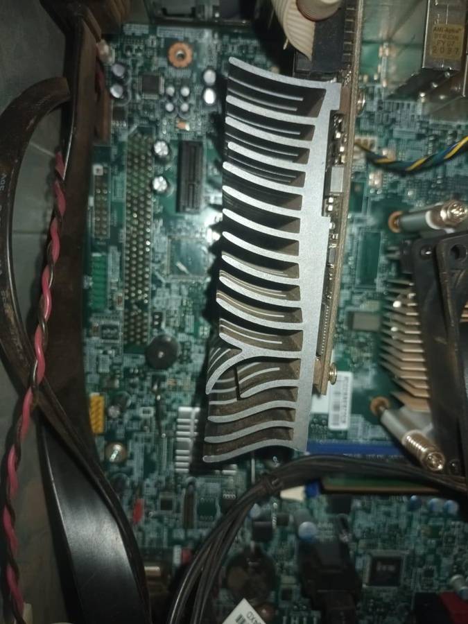 Lenovo i3 6th gen Gaming pc with GT710 graphics card