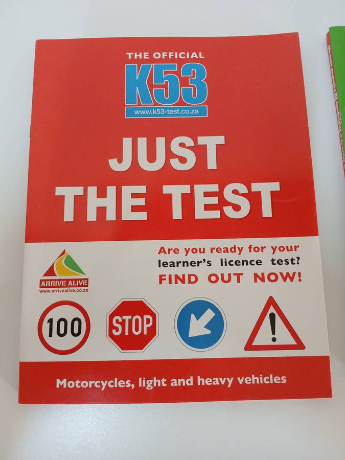 The New Official K53 Manual: For the learner's and driving licence tests