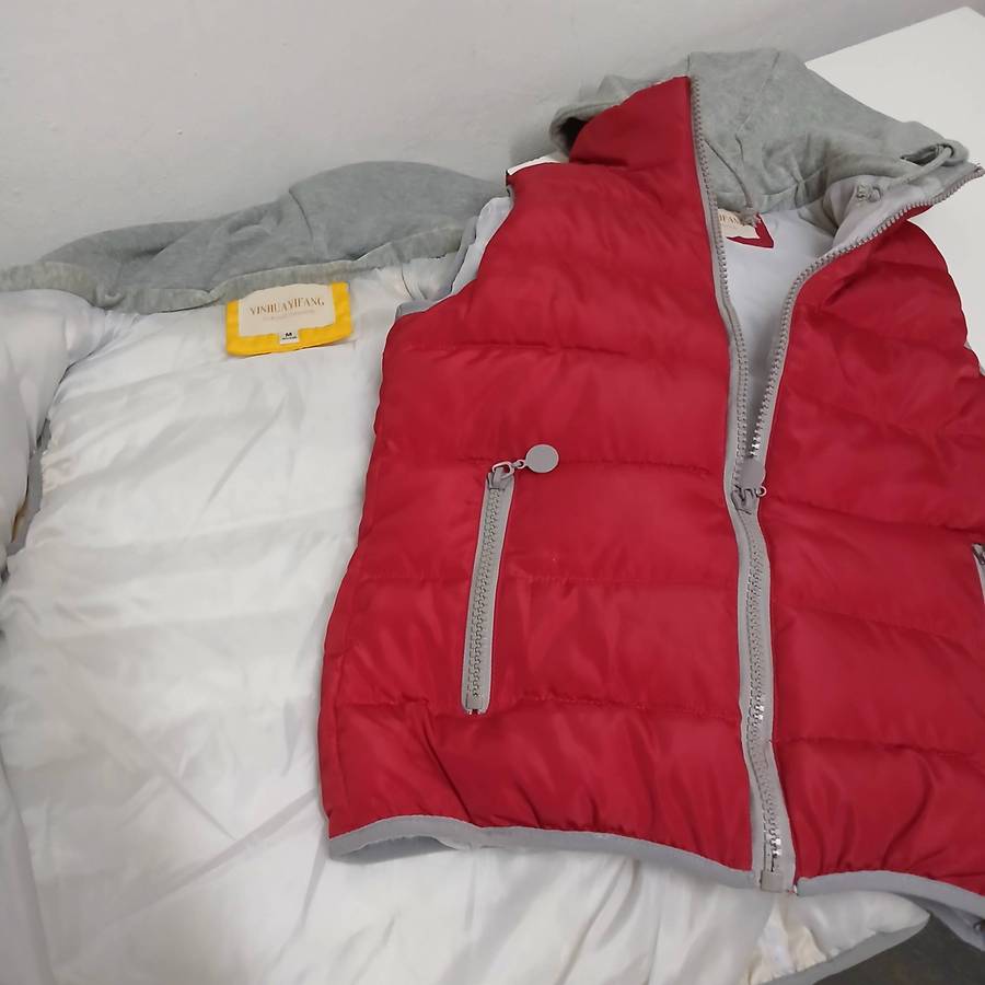 Sleeveless Puffer Jackets