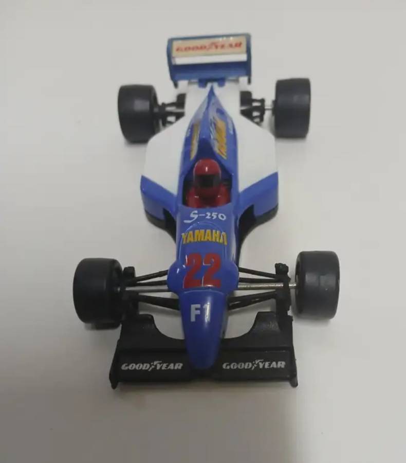 F1 vintage Maisto 1:43 scale diecast model