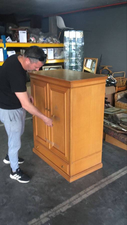 Drinks (or) TV Cabinet (Pickup in Bryanston, Sandton, JHB)