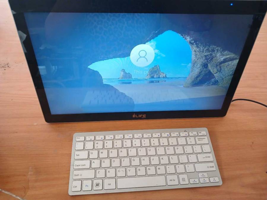 Ilife touchscreen laptop