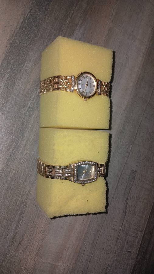 Ladies watches tempo and accurist