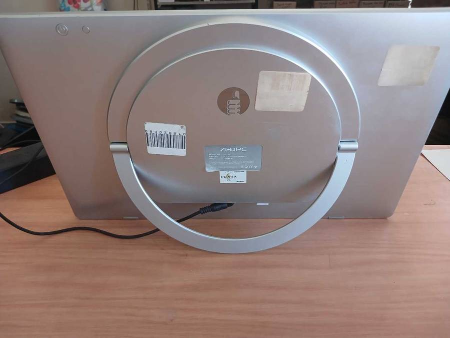 Ilife touch screen laptop