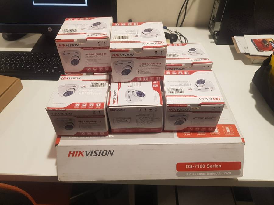 Hikvision DVR with 8 cameras
