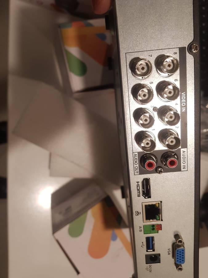 Dahua DVR & Bullet camera's (8 cameras)