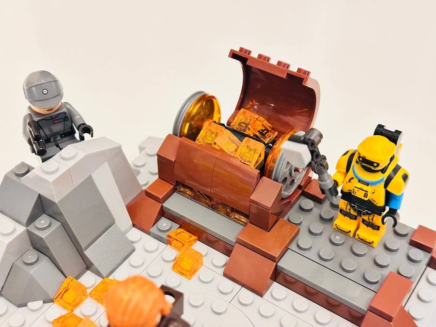 Obi-Wan vs Darth Vader Interactive Diorama with Original Box