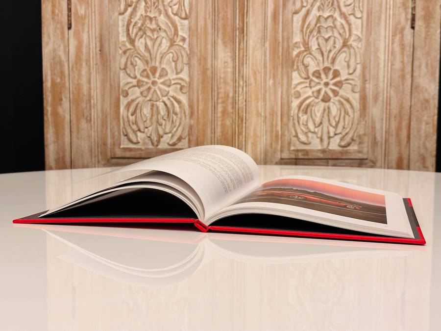 Ferrari La Ferrari 2011 Exclusive Collectors Memorabilia Hard Cover Year Book