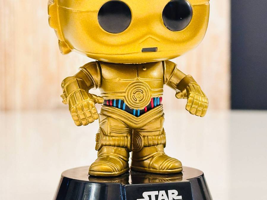 Star Wars C3P0 Retired Bobble Head Collectable with Original Box
