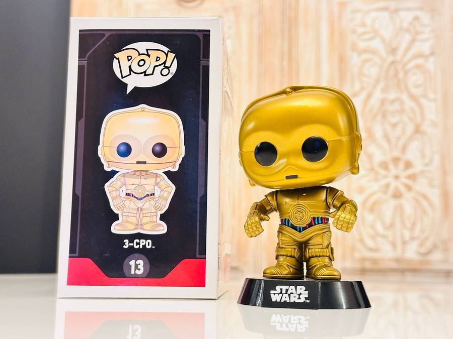 Star Wars C3P0 Retired Bobble Head Collectable with Original Box