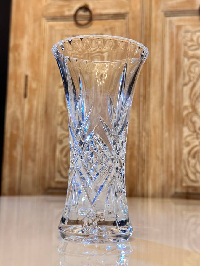 Exquisite Vintage Crystal Vase
