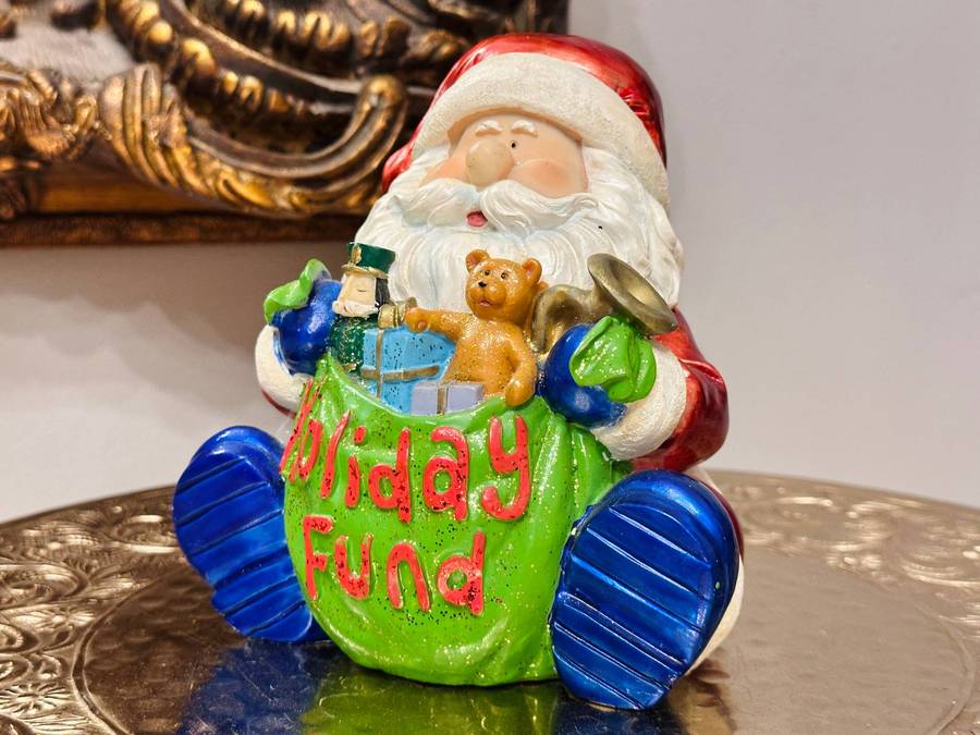 Noel Exclusive Collection Vintage Santa Money Box
