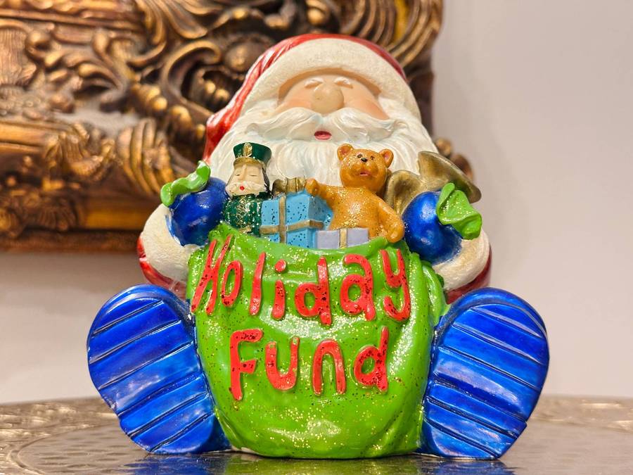 Noel Exclusive Collection Vintage Santa Money Box