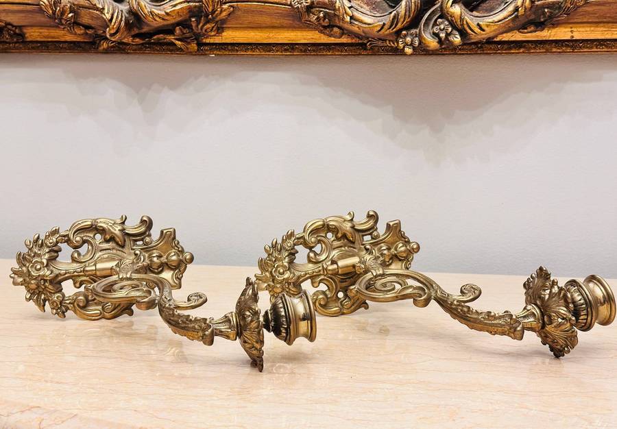 Exquisite Vintage Brass Ornate Wall Sconces