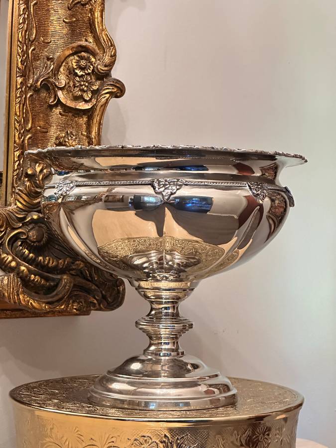 Grandiose Royal Large Ornate Statement Piece