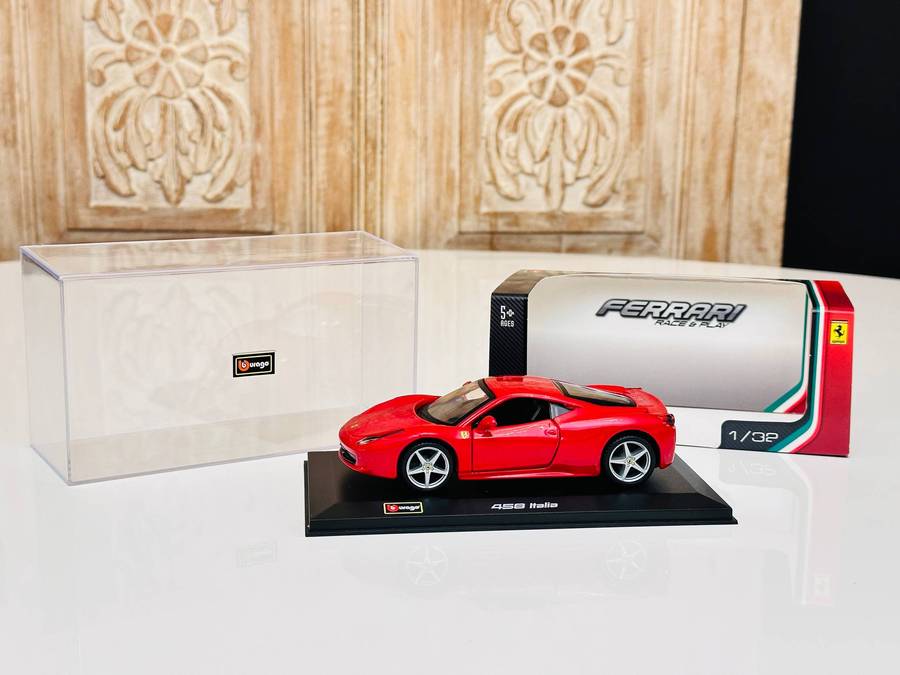 Ferrari 458 Italia Collectable Model in Original Display case