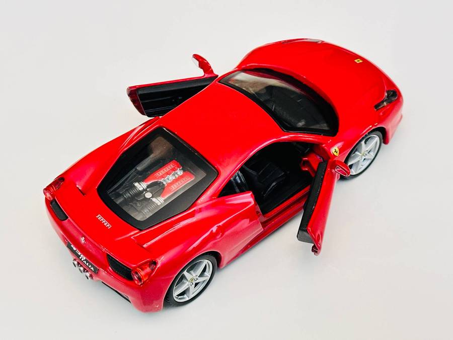 Ferrari 458 Italia Collectable Model in Original Display case
