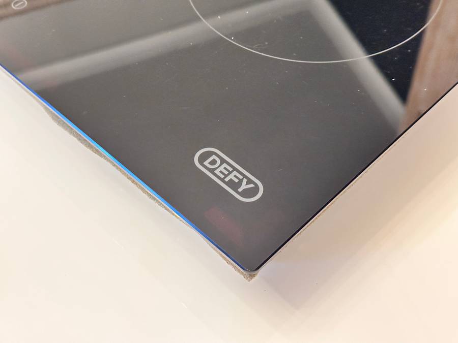 DEFY Slimline Glass Touch Control Hob