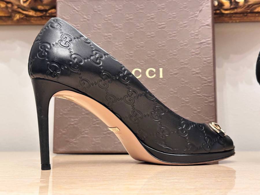 Gucci Iconic Signature Monogram Ladies Shoes