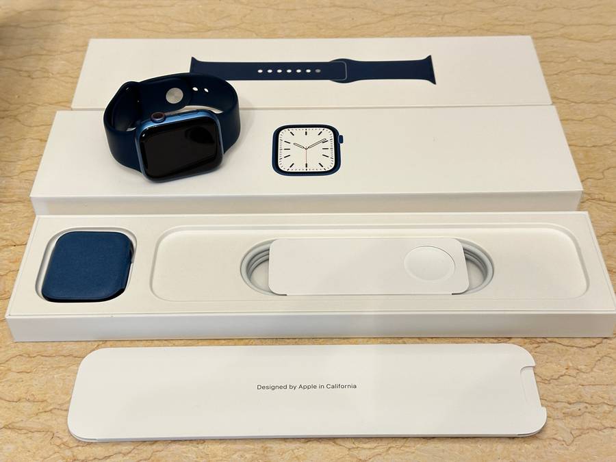 APPLE Watch Series 7 GPS CELLULAR 45MM - With Extra Apple Sport Band