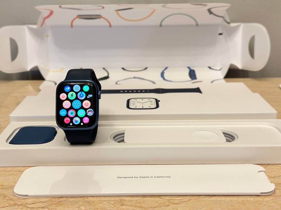 APPLE Watch Series 7 GPS CELLULAR 45MM - With Extra Apple Sport Band