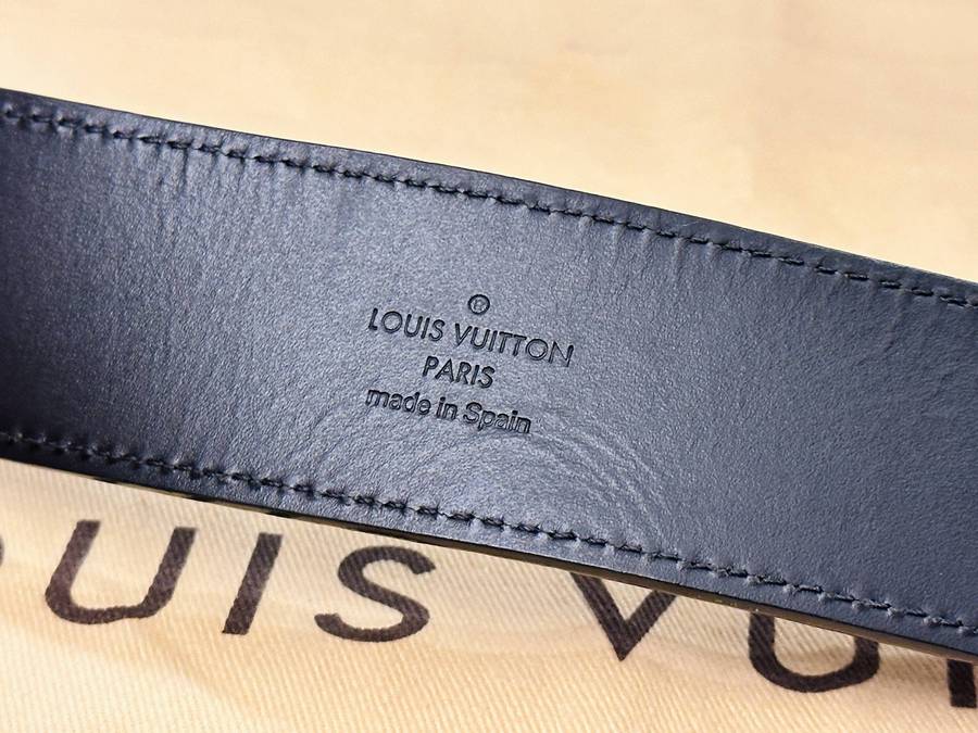 Louis Vuitton Iconic Damier Signature Collection Leather Belt