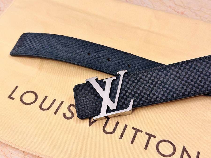 Louis Vuitton Iconic Damier Signature Collection Leather Belt