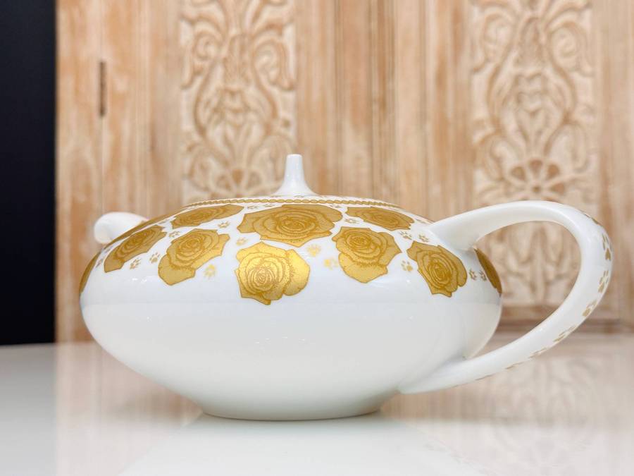 Jenna Clifford Iconic Signature Collection Large Designer Tea Pot