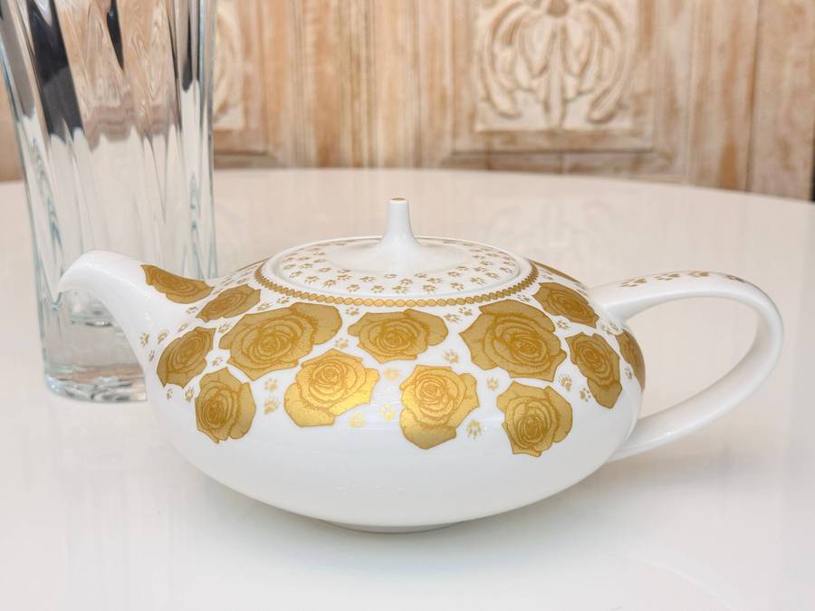 Jenna Clifford Iconic Signature Collection Large Designer Tea Pot