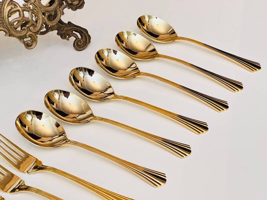 Eetrite 24 Carat Gold Plated Vintage Cutlery Set in Original Wooden Case